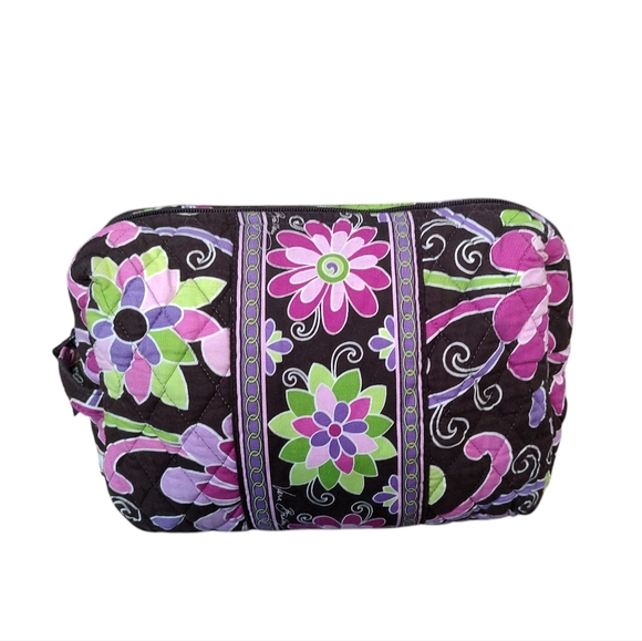 Vera Bradley, Lily Pulitzer, Trina Turk Collection - Picture 2 of 6